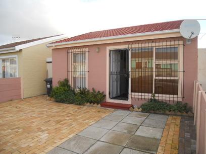 2 Bedroom House for Sale For Sale in Vasco Estate - Private Sale - MR050034