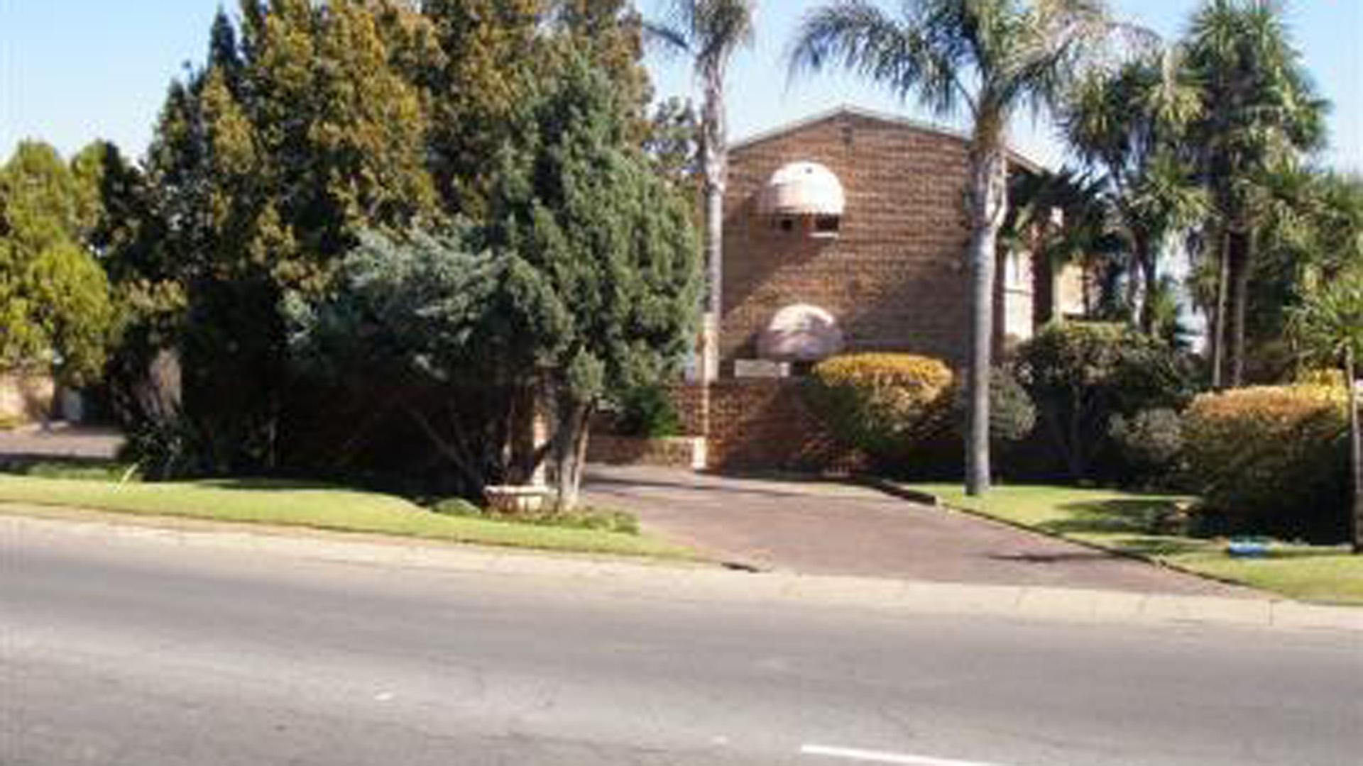 Front View of property in Klerksdorp