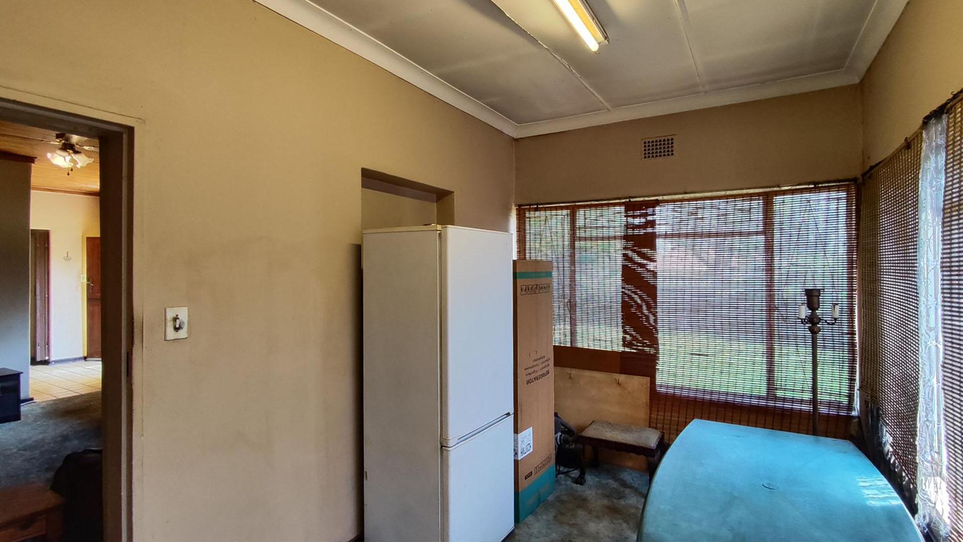 Rooms - 11 square meters of property in Cinderella