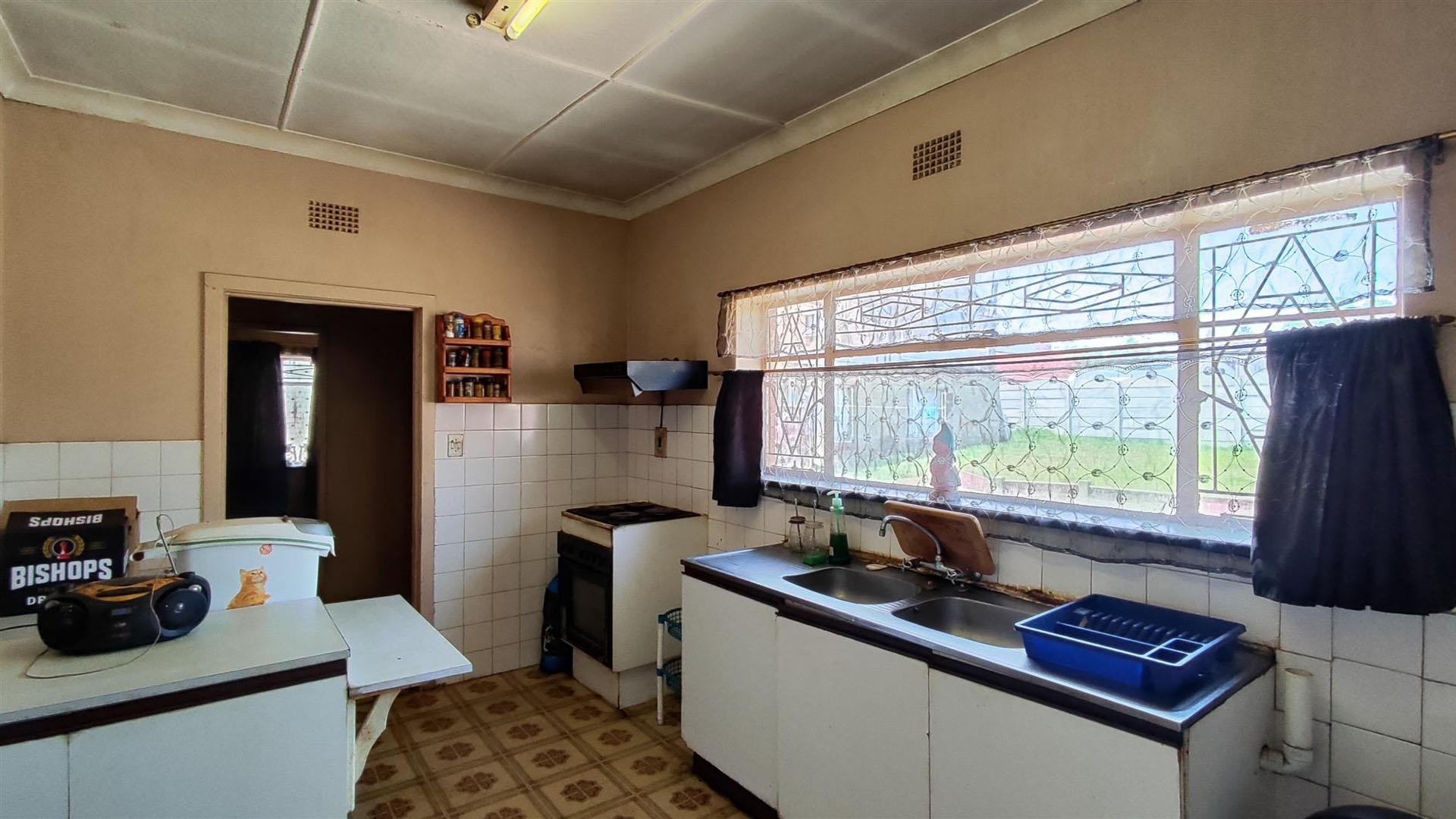 Kitchen - 28 square meters of property in Cinderella