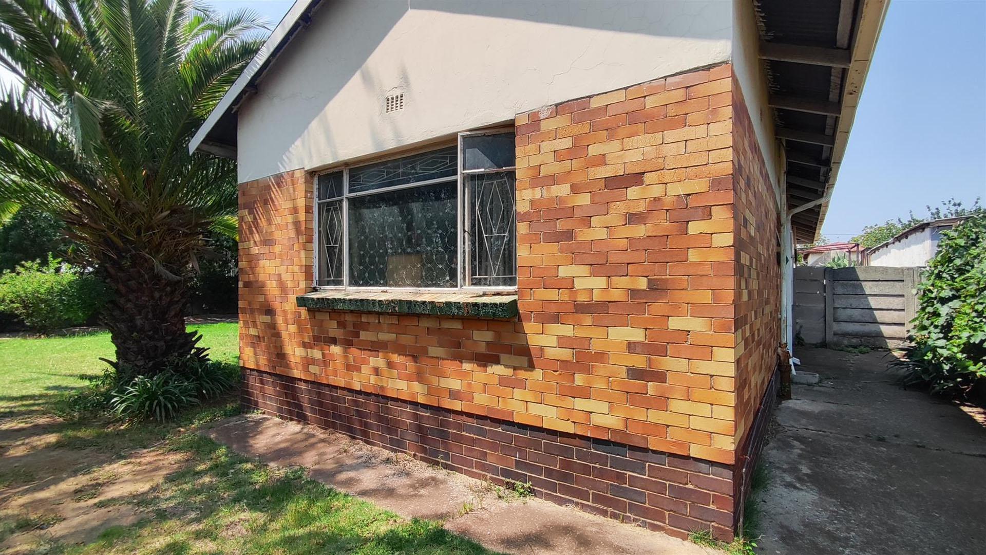 Backyard of property in Cinderella