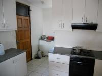 Kitchen - 12 square meters of property in Bluff