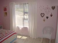 Bed Room 1 - 14 square meters of property in Robertson