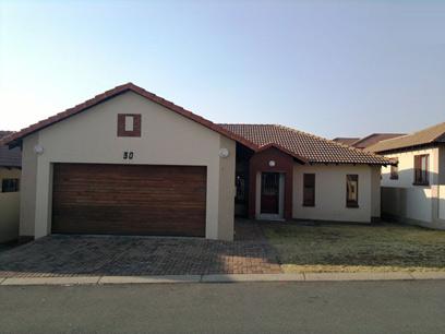 3 Bedroom House for Sale For Sale in Midrand - Private Sale - MR052820