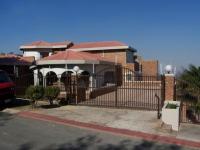 5 Bedroom 3 Bathroom House for Sale for sale in Glenvista