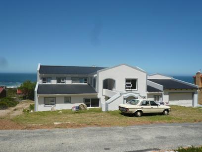 5 Bedroom House for Sale For Sale in Hermanus - Home Sell - MR05457