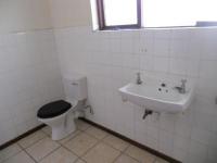 Main Bathroom - 6 square meters of property in Agulhas