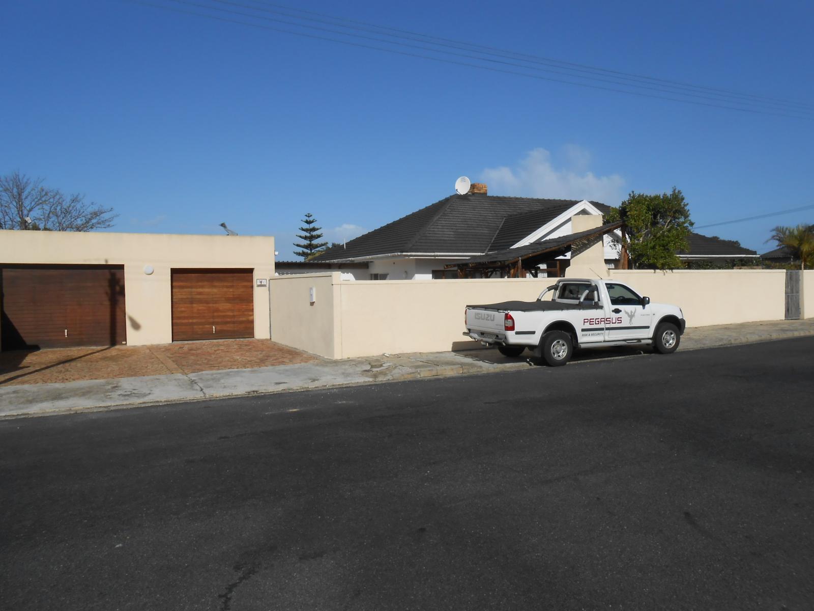 Front View of property in Hermanus