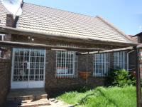 2 Bedroom 1 Bathroom Sec Title for Sale for sale in Forest Hill - JHB