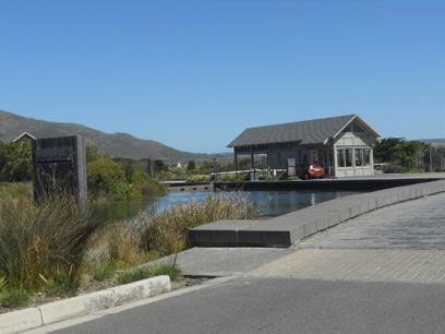 Front View of property in Noordhoek