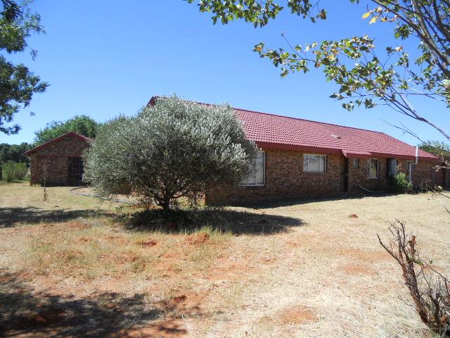 Front View of property in Bains Vlei