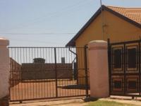 3 Bedroom 1 Bathroom House for Sale for sale in Protea Glen