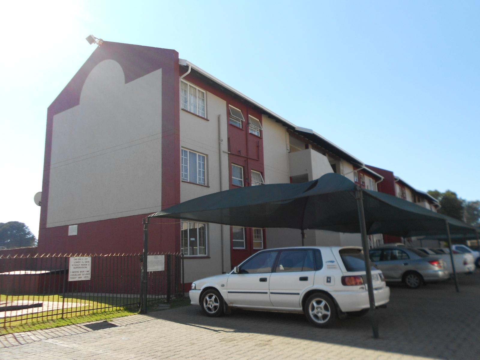 Front View of property in Kempton Park