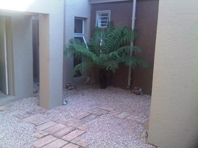 4 Bedroom Cluster for Sale For Sale in Zwartkop - Home Sell - MR059729