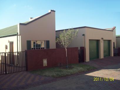 3 Bedroom Cluster for Sale For Sale in Midrand - Home Sell - MR060226