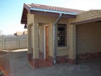 Front View of property in Bloemfontein