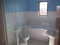 Bathroom 1 - 6 square meters of property in Bloemfontein
