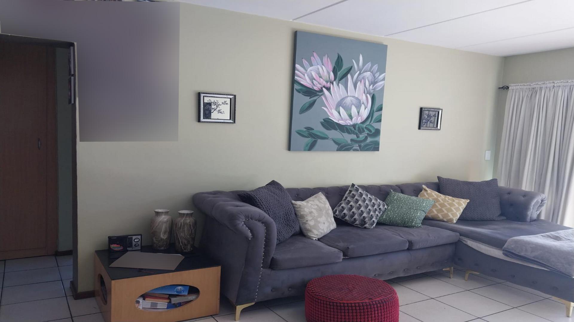 Lounges of property in Parkrand