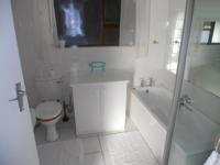 Bathroom 2 - 5 square meters of property in Sea View