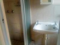 Main Bathroom - 7 square meters of property in Margate