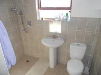 Main Bathroom - 3 square meters of property in Strandfontein