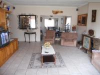 Lounges - 21 square meters of property in Mindalore