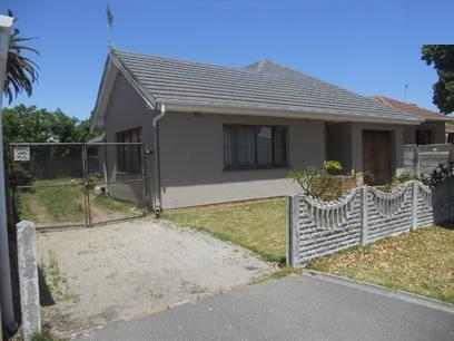 Front View of property in Lansdowne