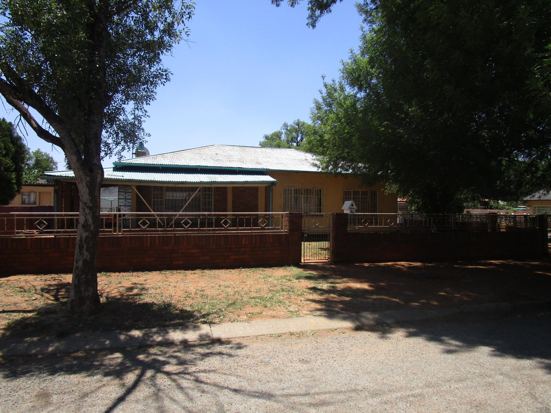 Front View of property in Vanderbijlpark