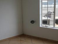 Bed Room 1 - 13 square meters of property in Heatherview