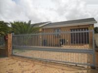 Front View of property in Kraaifontein