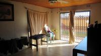 Lounges - 28 square meters of property in Mid-ennerdale