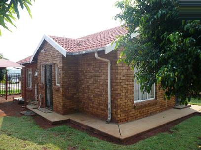 3 Bedroom House for Sale For Sale in Rustenburg - Private Sale - MR066181