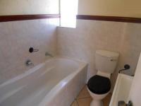 Main Bathroom - 5 square meters of property in Dalpark