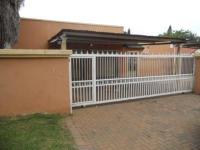 4 Bedroom 2 Bathroom House for Sale for sale in Brackenhurst