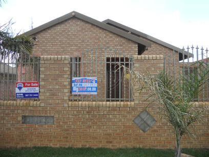 3 Bedroom House for Sale For Sale in Lenasia South - Home Sell - MR067337