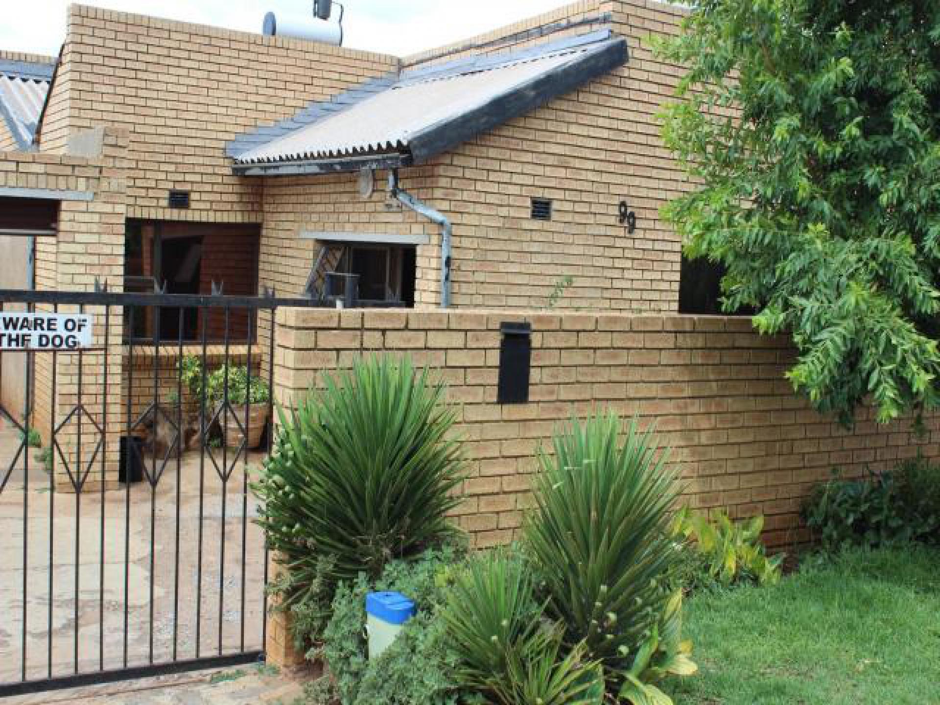 Front View of property in Klipspruit West