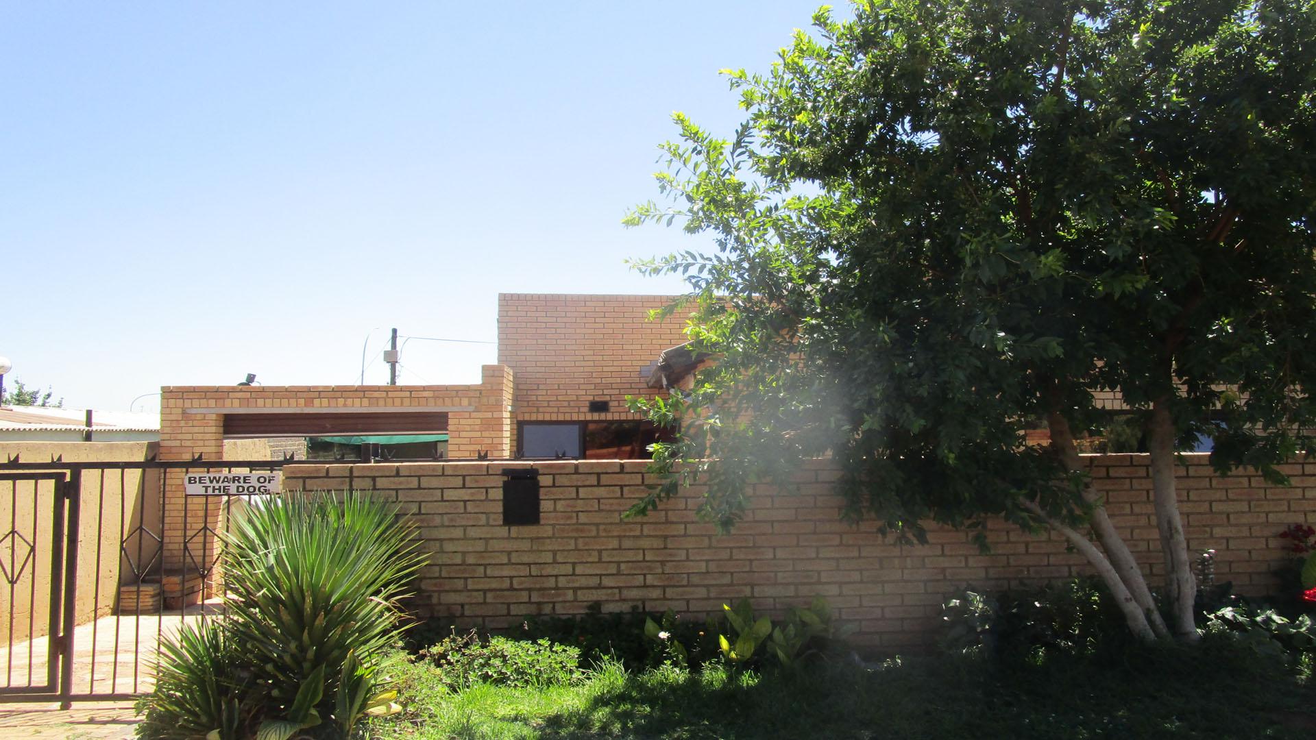 Front View of property in Klipspruit West