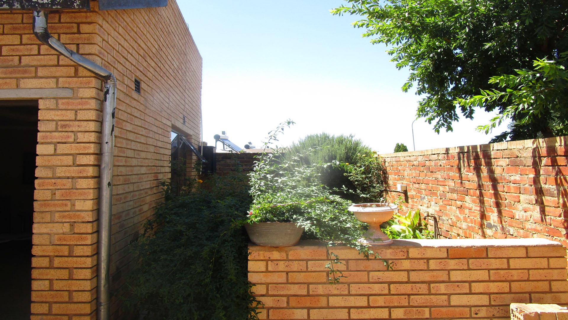 Front View of property in Klipspruit West