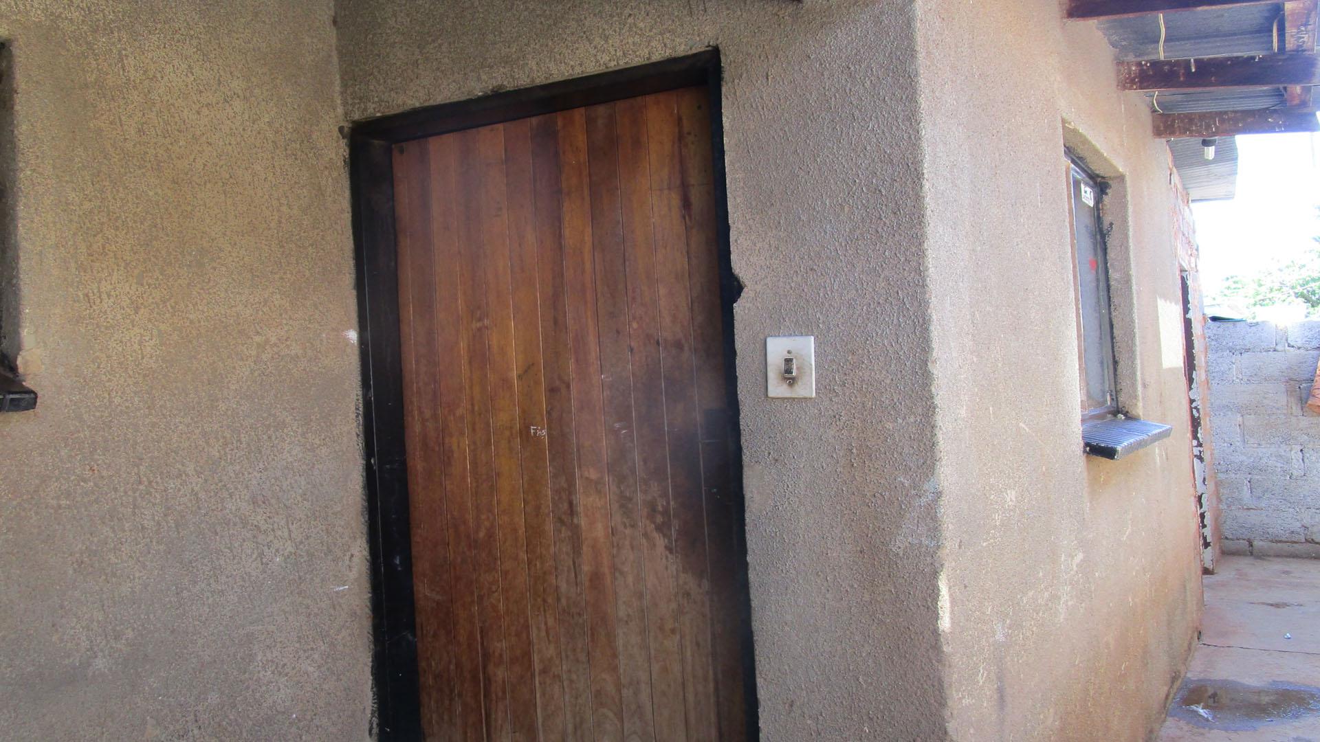 Store Room - 11 square meters of property in Klipspruit West