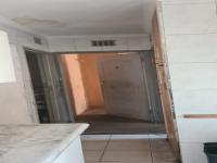 Kitchen - 11 square meters of property in Klipspruit West