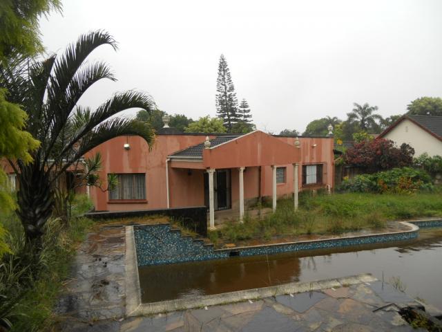 Front View of property in Pinetown 