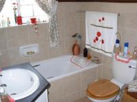 Bathroom 1 - 6 square meters of property in Mooikloof Ridge