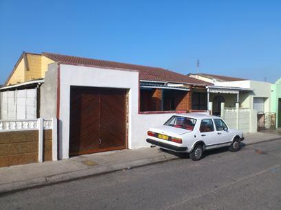 Front View of property in Mitchells Plain