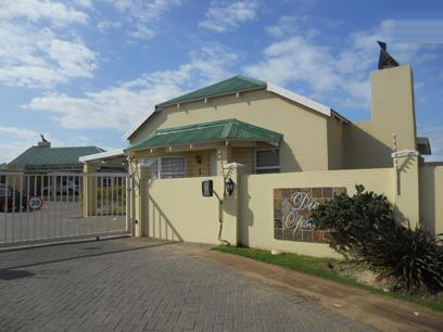 Front View of property in Jeffrey's Bay