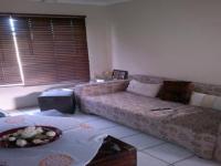 Lounges - 10 square meters of property in Albemarle