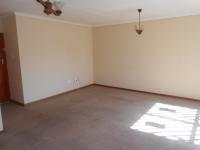 Lounges - 30 square meters of property in Delmas