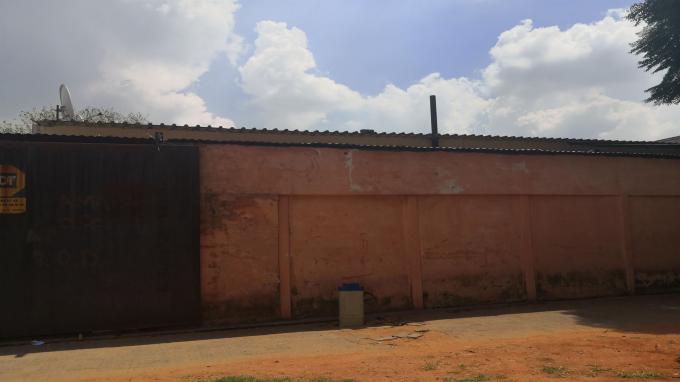 Standard Bank SIE Sale In Execution 7 Bedroom House for Sale in Denver - MR070792