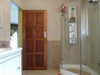 Main Bathroom - 9 square meters of property in Rant-En-Dal