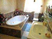 Bathroom 3+ - 12 square meters of property in Rant-En-Dal