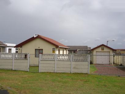 Front View of property in Kuils River